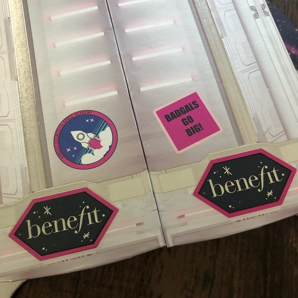 Exclusive Benefit PR bad gal lash PR package - Picture 3 of 5